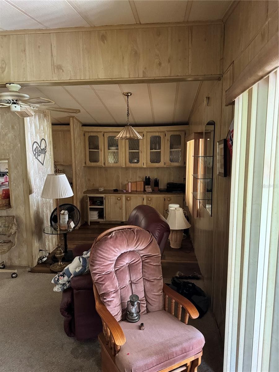 14251 RIALTO AVENUE — photo 10 of 12