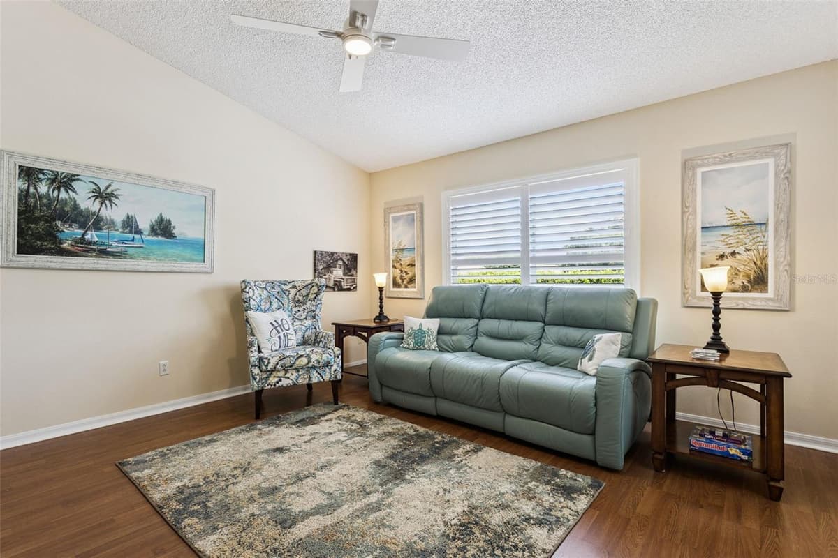 25081 RIVERWALK DRIVE — photo 14 of 35