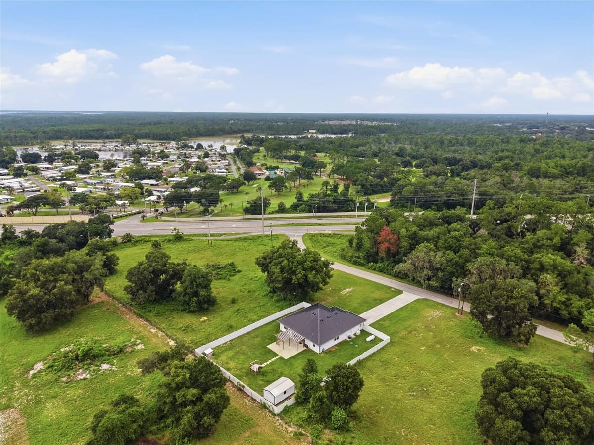 125 LONGWOOD DRIVE — photo 28 of 29