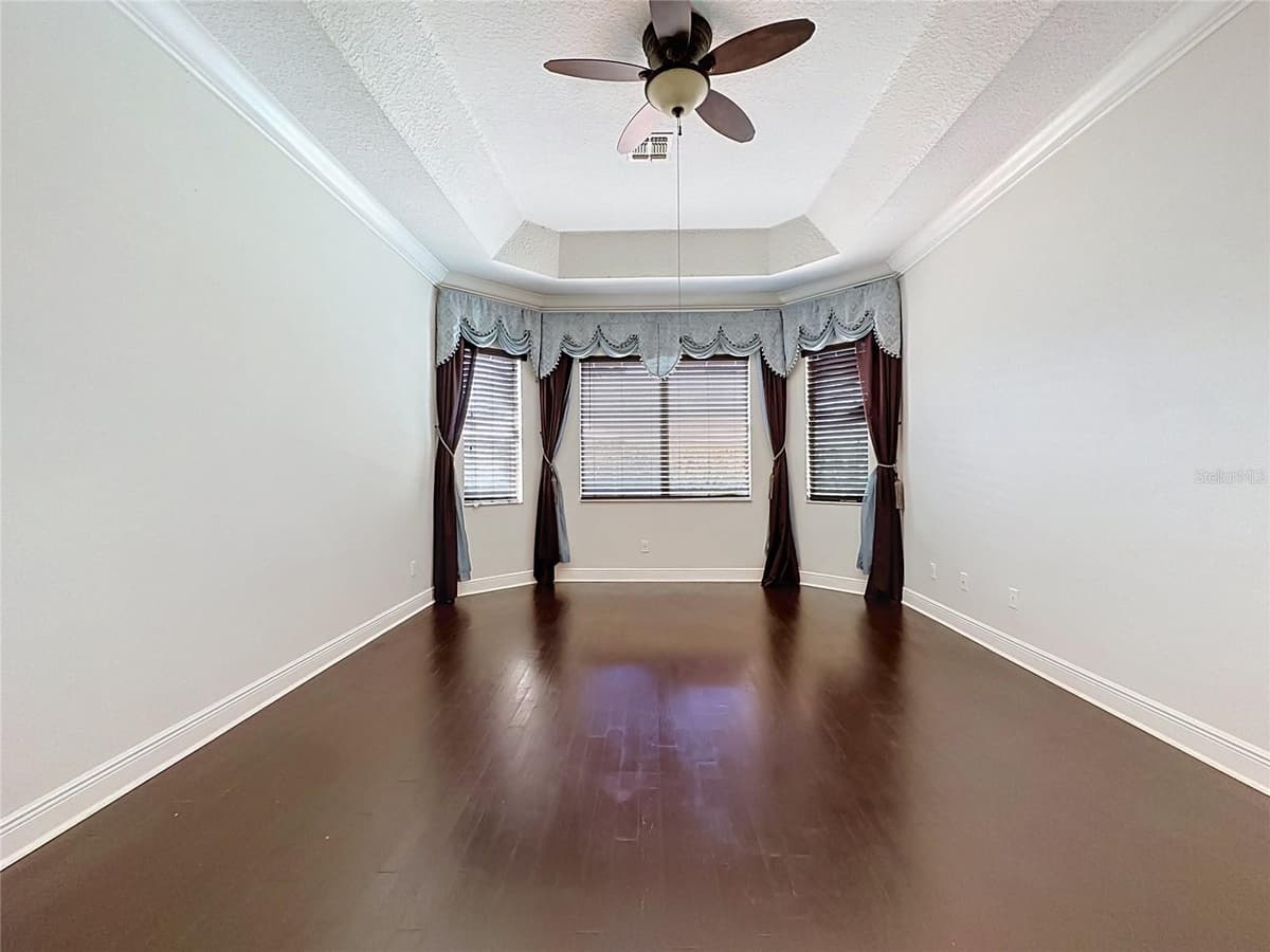 2705 KNIGHTSBRIDGE ROAD — photo 19 of 56