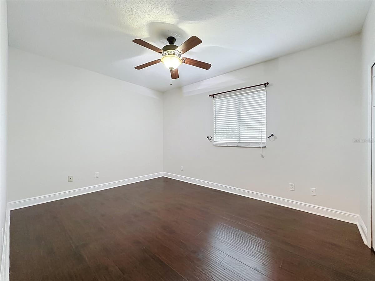 2705 KNIGHTSBRIDGE ROAD — photo 36 of 56