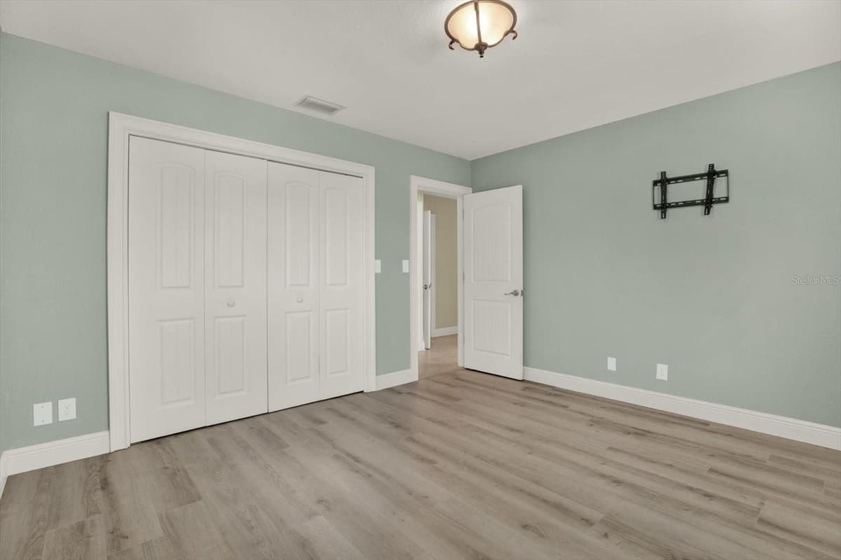 960 BOCA CIEGA ISLE DRIVE — photo 33 of 41