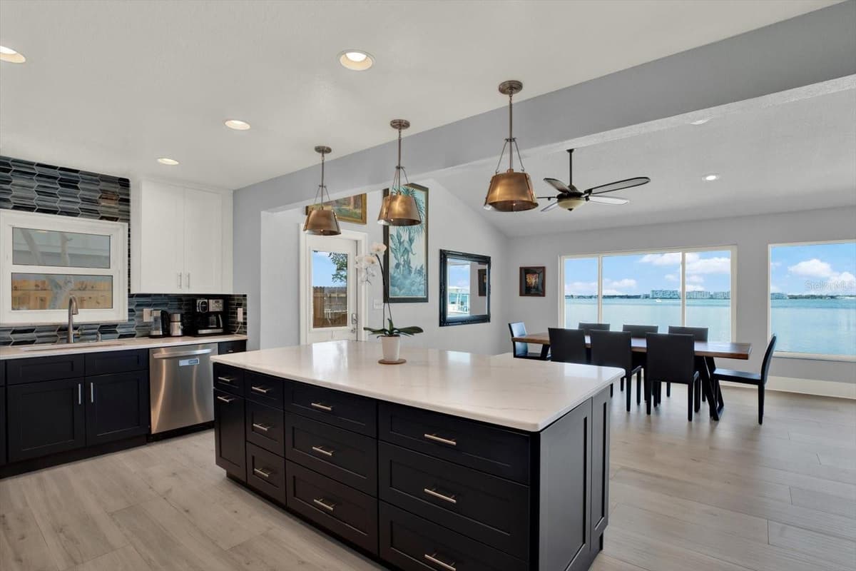 960 BOCA CIEGA ISLE DRIVE — photo 18 of 41