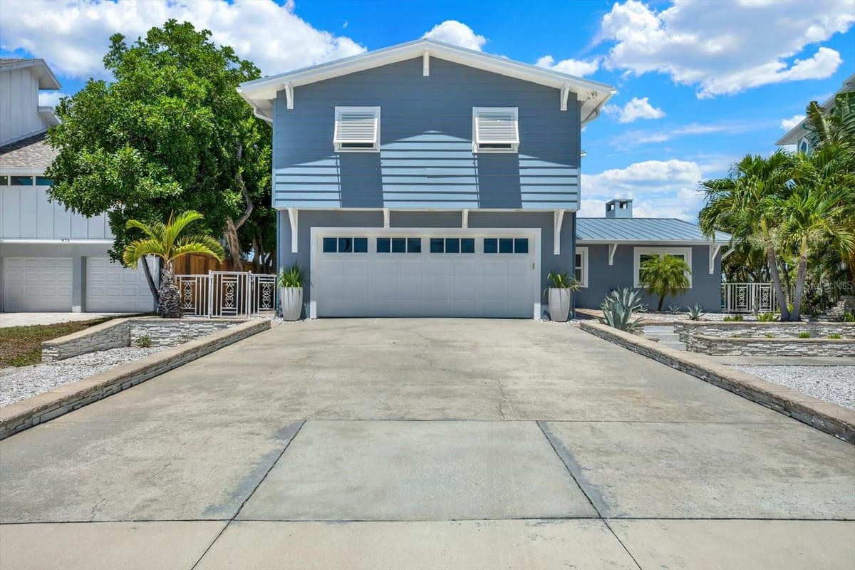960 BOCA CIEGA ISLE DRIVE — photo 2 of 41