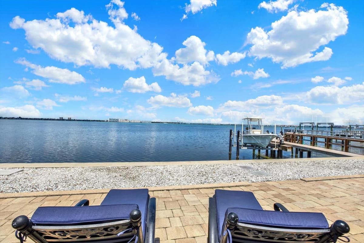 960 BOCA CIEGA ISLE DRIVE — photo 40 of 41