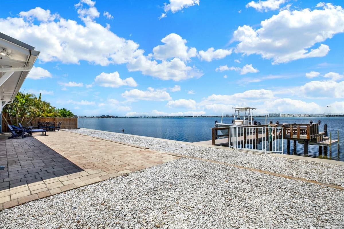960 BOCA CIEGA ISLE DRIVE — photo 36 of 41
