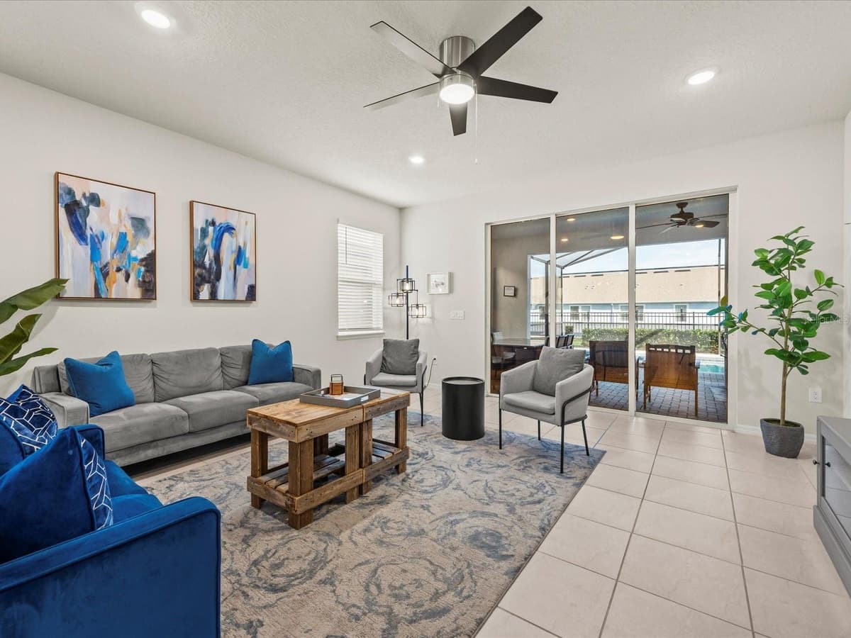 3281 LILAC WAY — photo 3 of 48