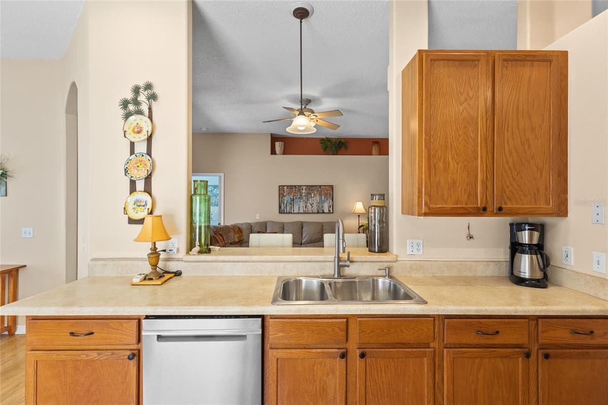 12530 ROCKROSE GLEN — photo 14 of 46
