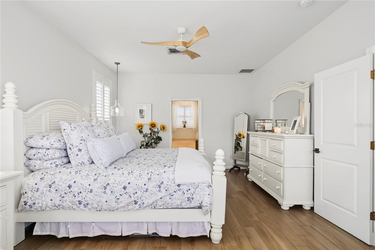 1324 VIC KAY COURT — photo 37 of 78