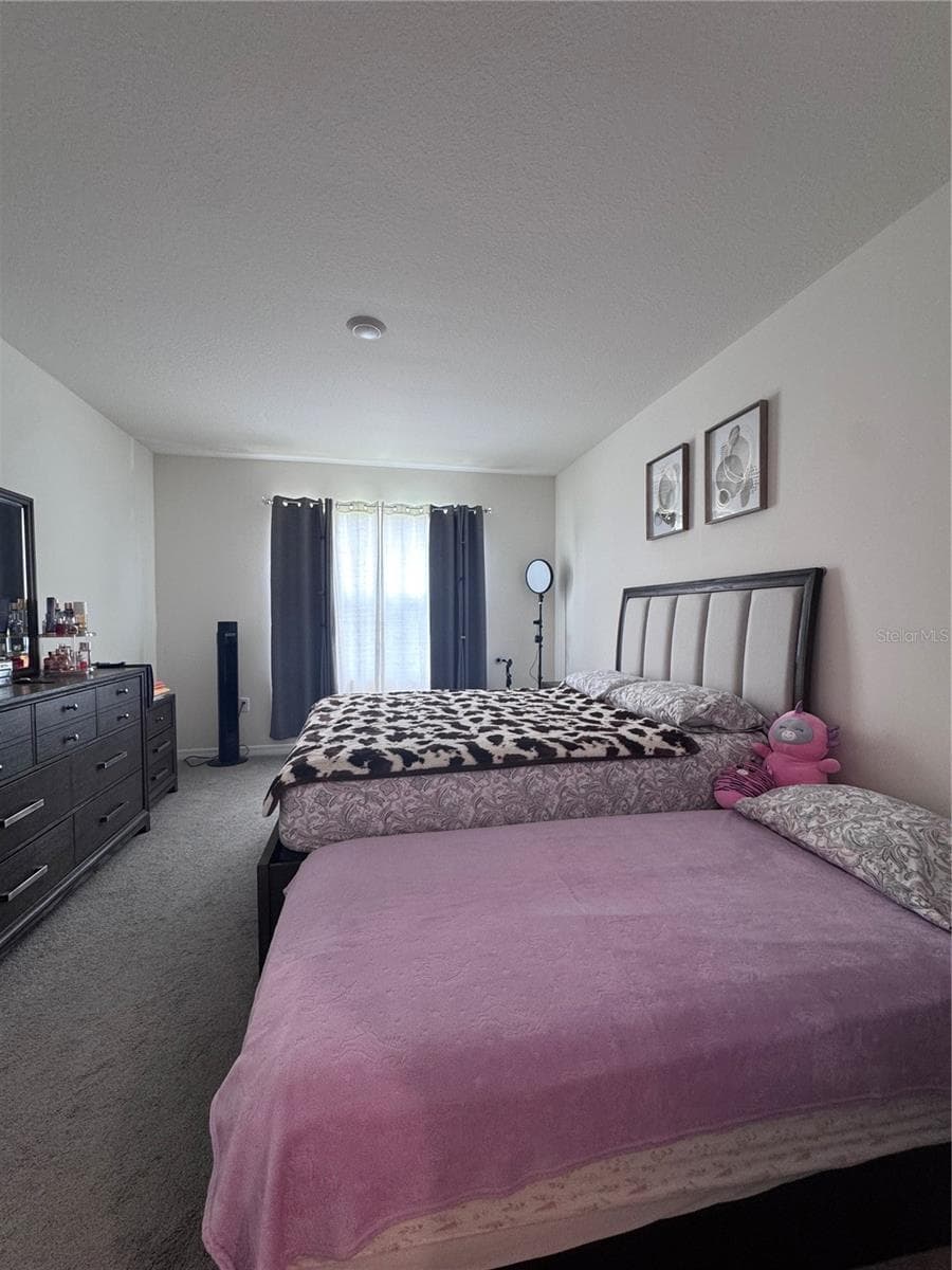 641 GRIFFON AVENUE — photo 34 of 46