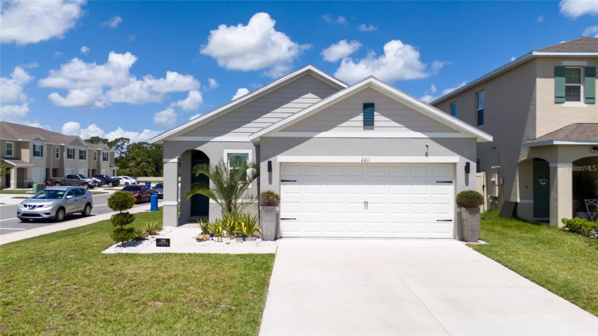 2211 TAY WES DRIVE — photo 1 of 6