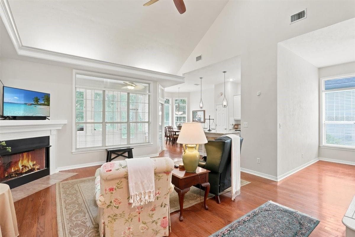 10334 51ST LANE — photo 4 of 38
