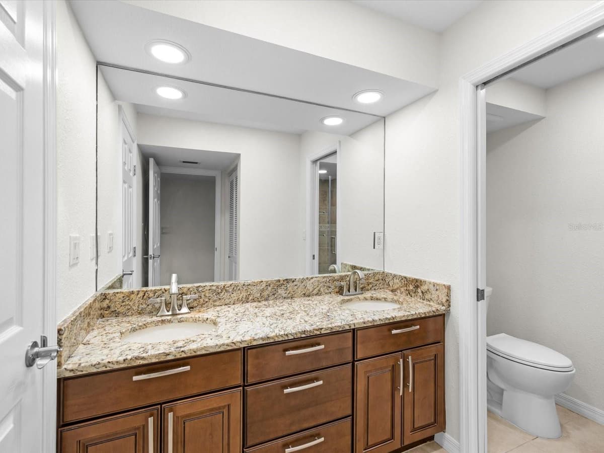 8720 AIRWAY BOULEVARD — photo 26 of 93