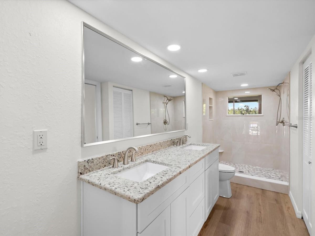 8720 AIRWAY BOULEVARD — photo 36 of 93