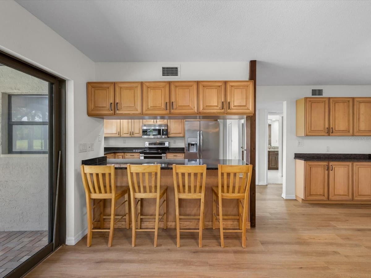 8720 AIRWAY BOULEVARD — photo 20 of 93