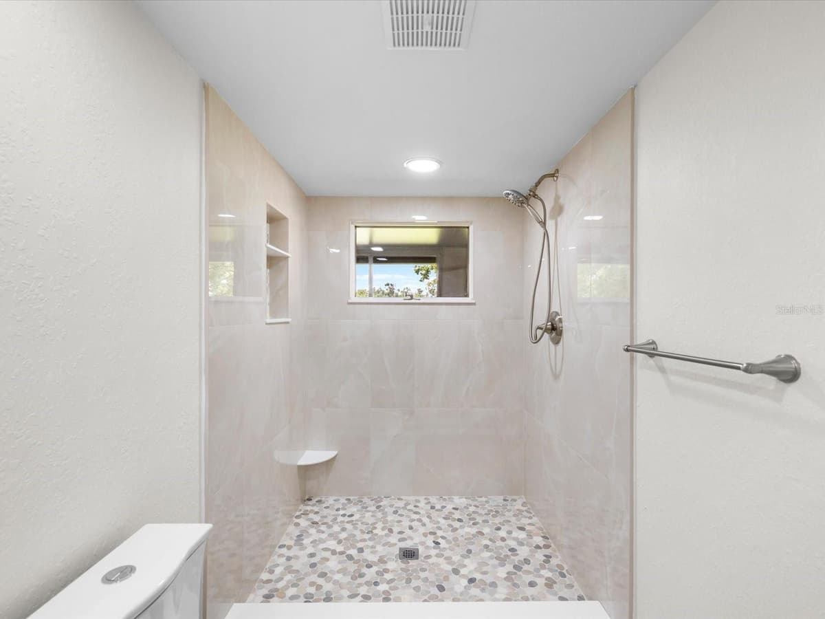 8720 AIRWAY BOULEVARD — photo 38 of 93