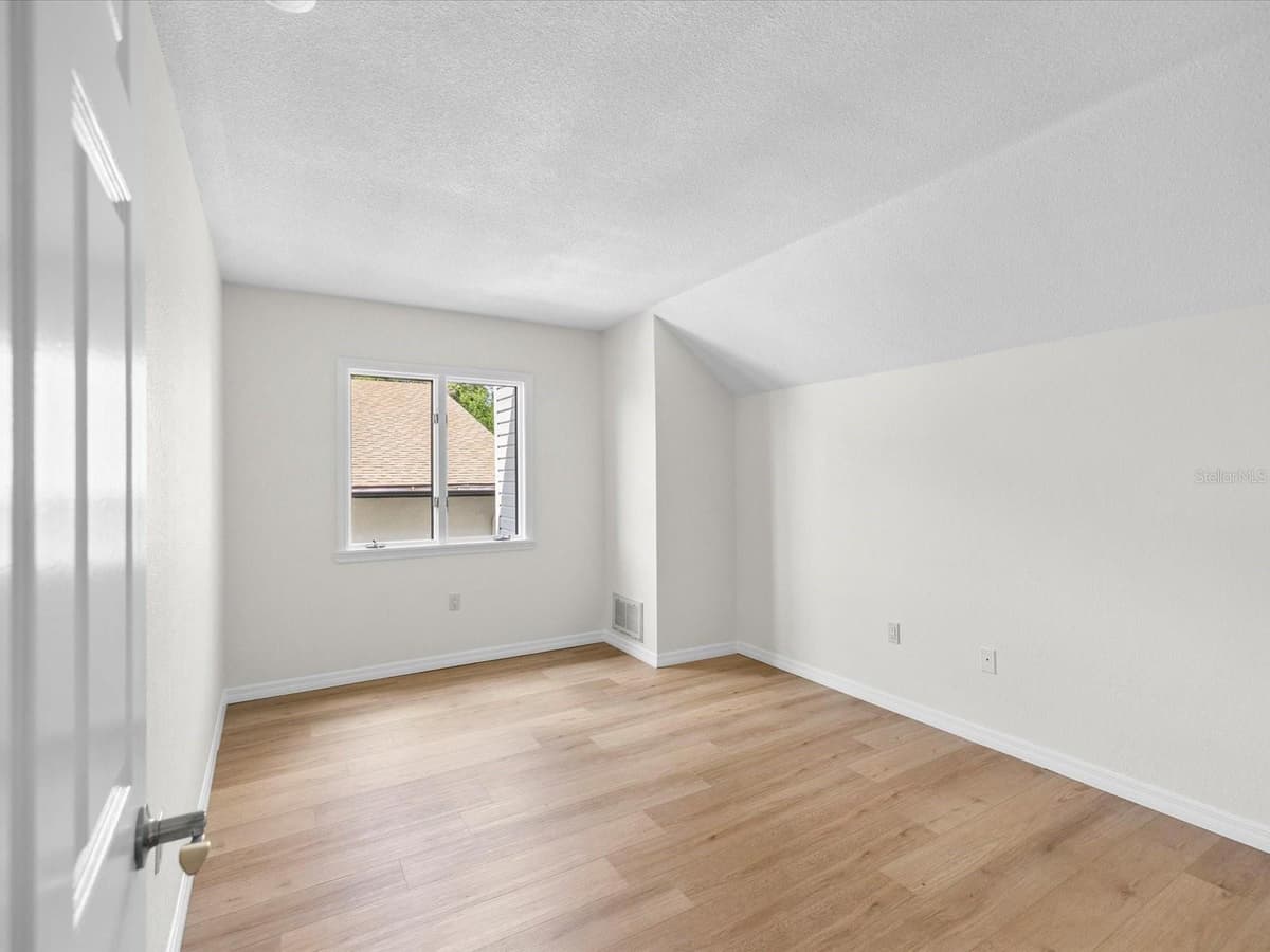 8720 AIRWAY BOULEVARD — photo 41 of 93