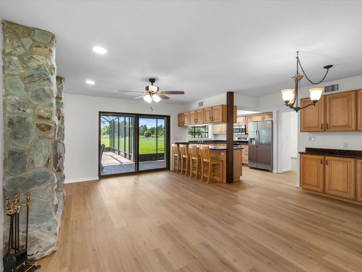8720 AIRWAY BOULEVARD — photo 19 of 93