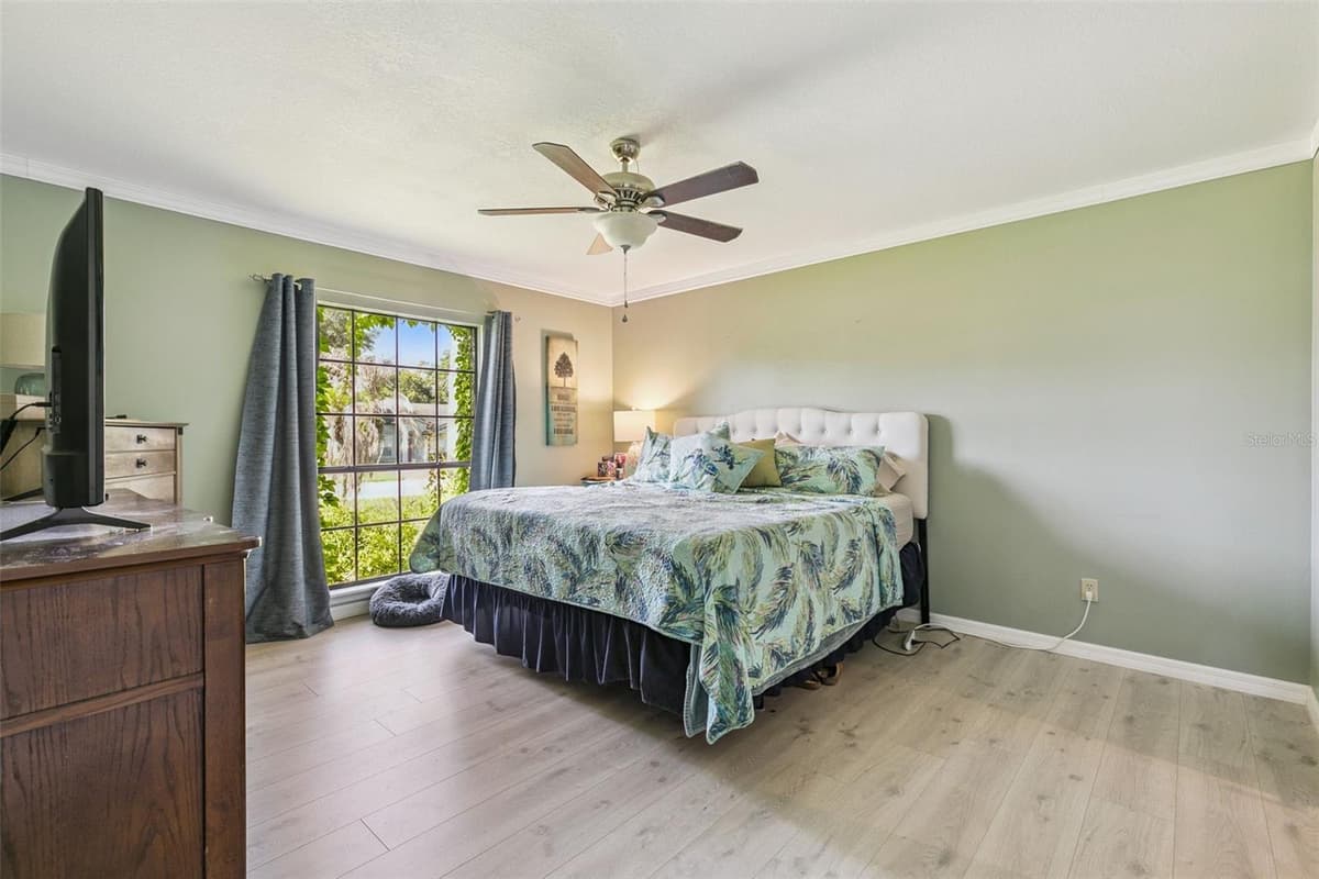 4 BASS LAKE DRIVE — photo 12 of 25