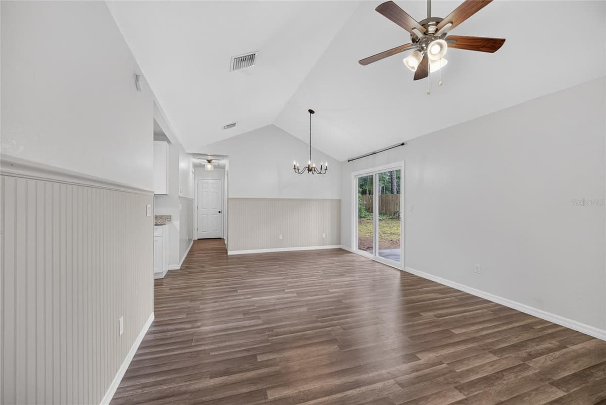16640 59TH PLACE — photo 8 of 21