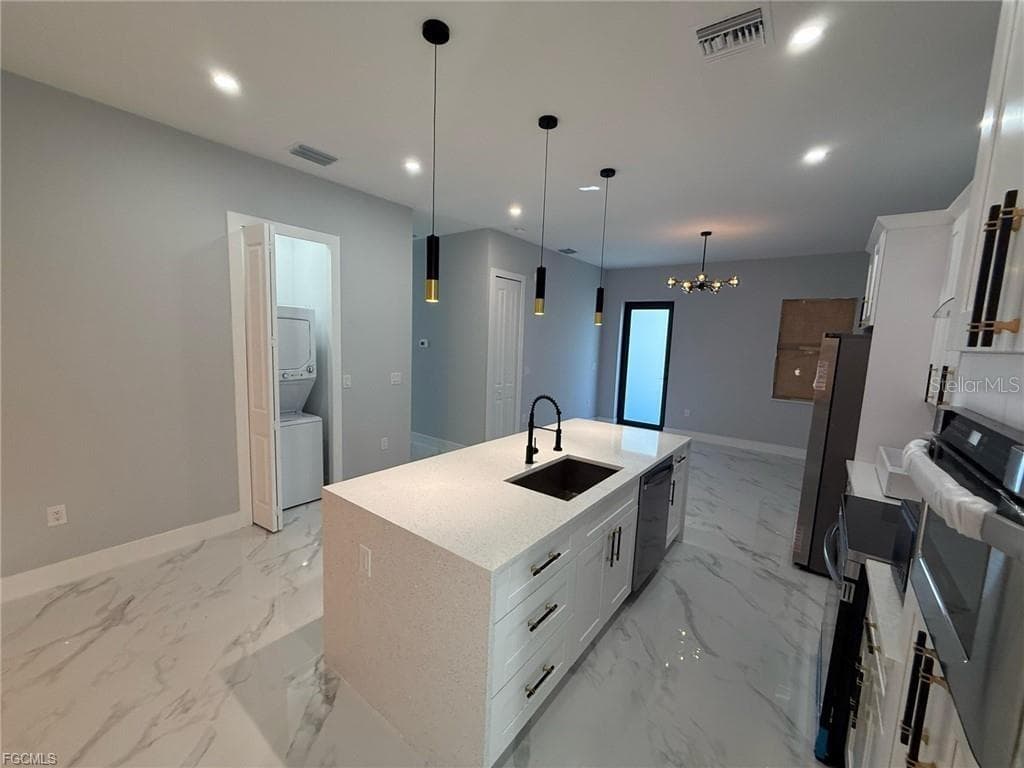 707 LEDGE STREET — photo 5 of 16