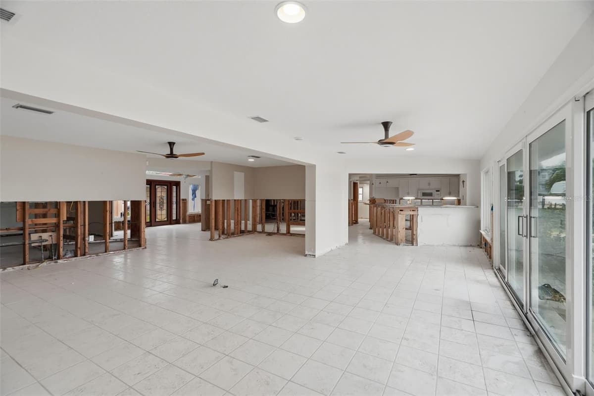 5810 BAHAMA WAY — photo 13 of 35