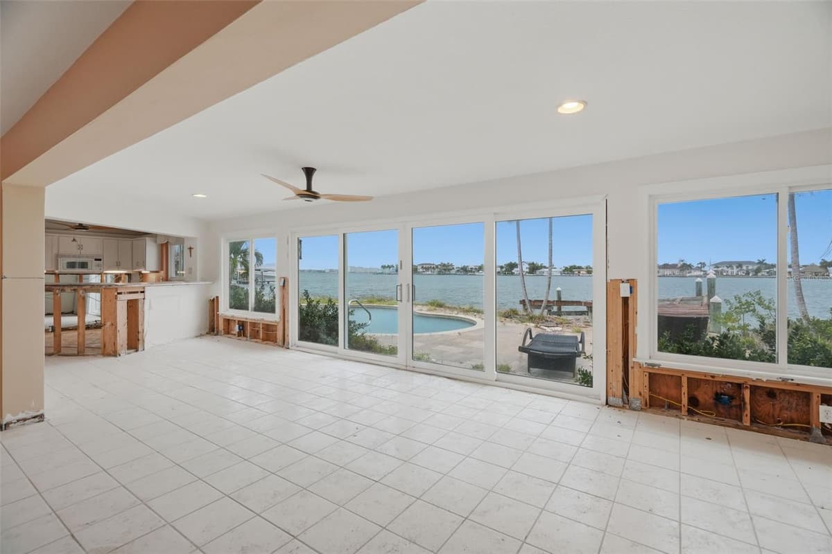 5810 BAHAMA WAY — photo 14 of 35