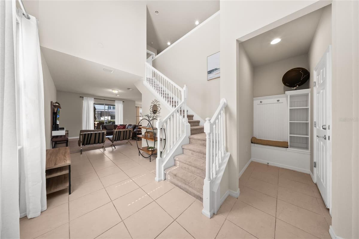 8904 PRAGUE WAY — photo 27 of 61