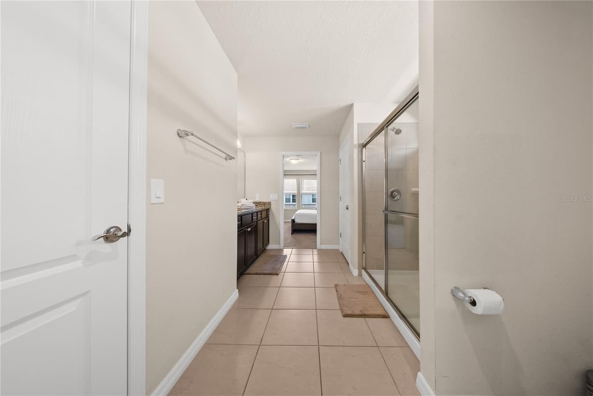 8904 PRAGUE WAY — photo 45 of 61