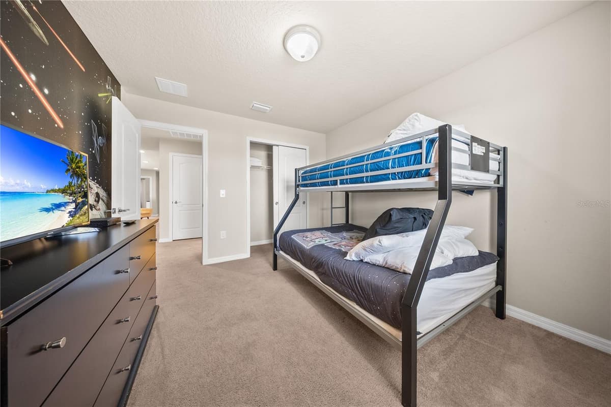 8904 PRAGUE WAY — photo 38 of 61