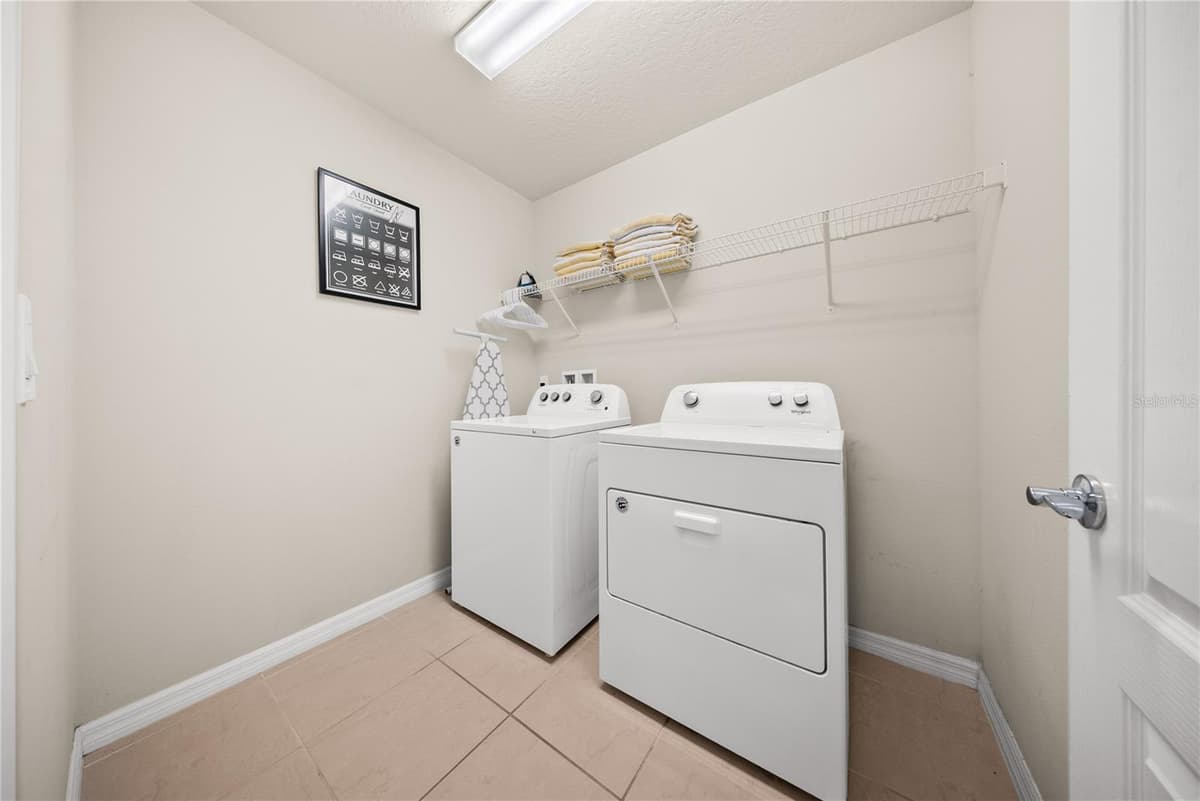 8904 PRAGUE WAY — photo 53 of 61