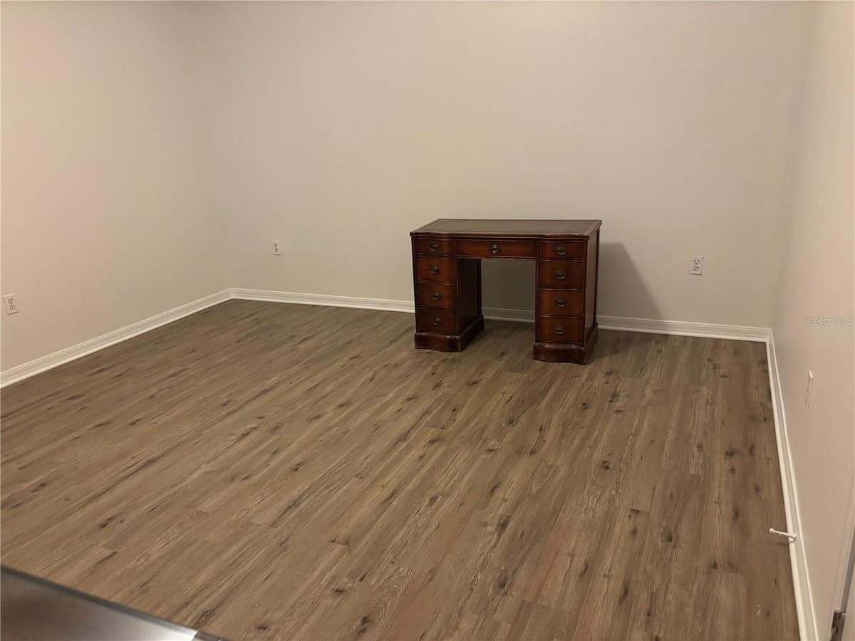 304 MARION OAKS TRAIL — photo 13 of 20