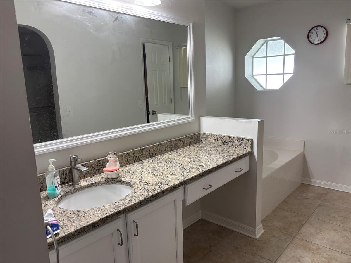 304 MARION OAKS TRAIL — photo 4 of 20