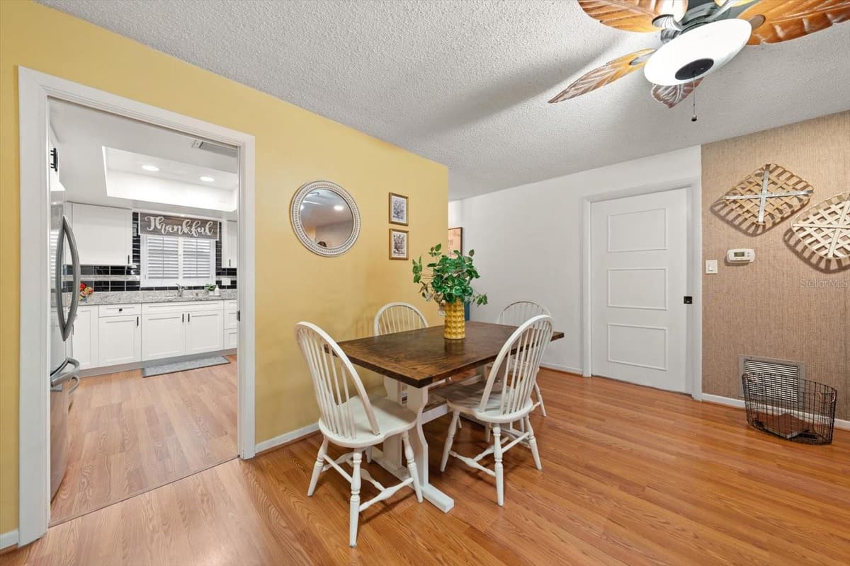 1651 LAKE AVENUE — photo 7 of 30