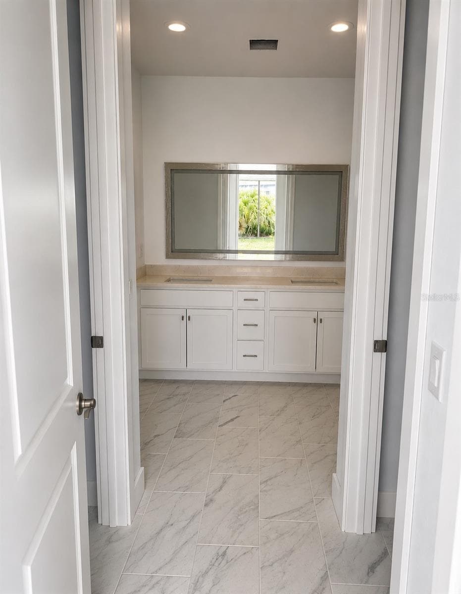9057 BANTRY BAY BOULEVARD — photo 9 of 17