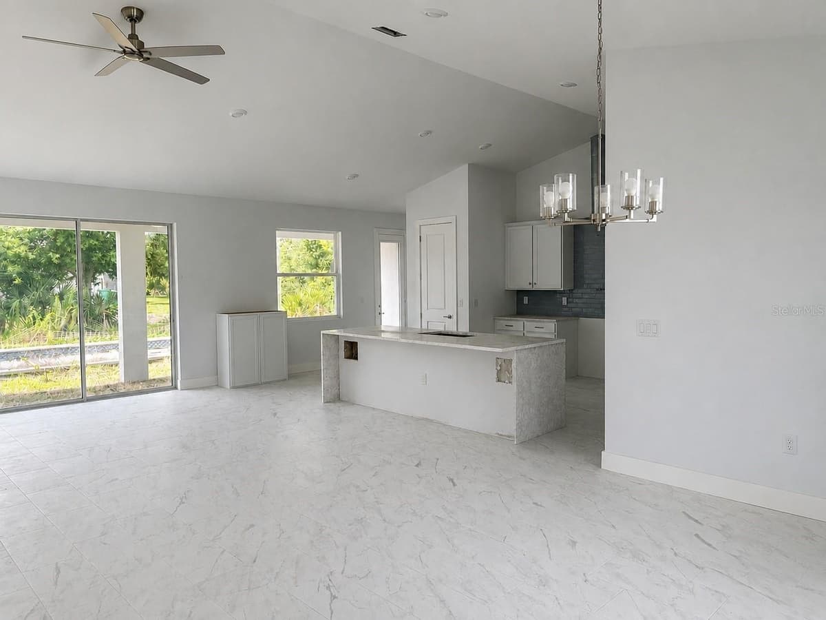 9057 BANTRY BAY BOULEVARD — photo 4 of 17