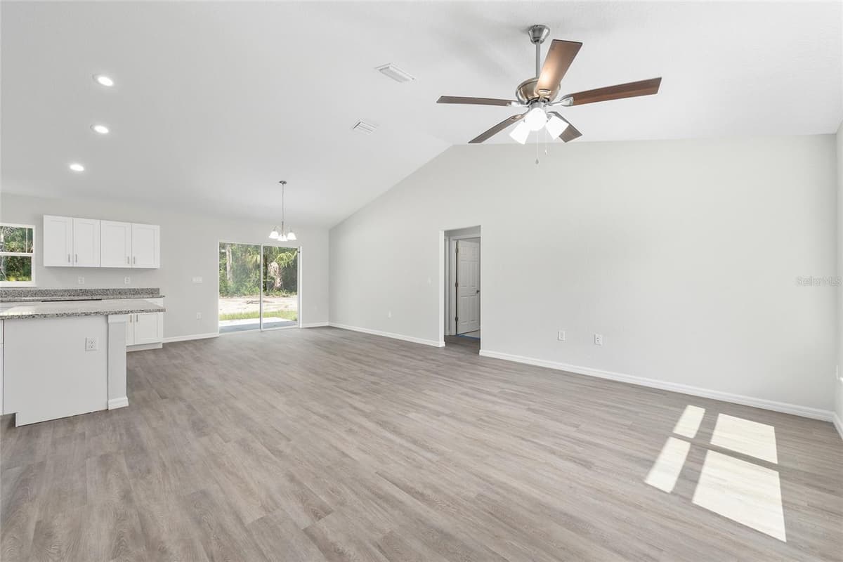 202 FISHER LOOP — photo 6 of 30