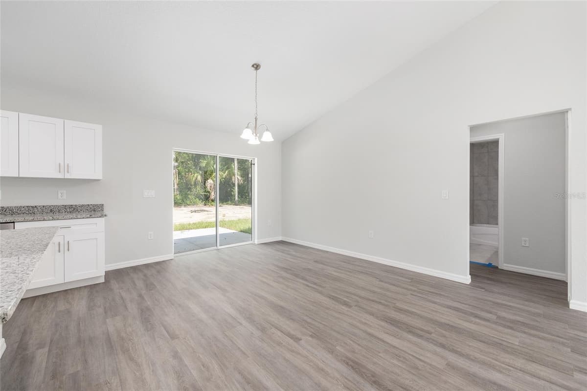 202 FISHER LOOP — photo 11 of 30