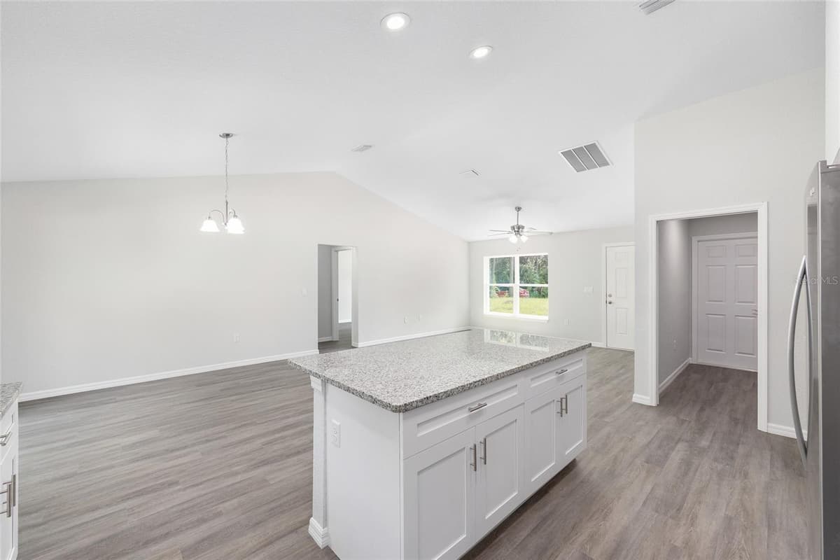 202 FISHER LOOP — photo 18 of 30