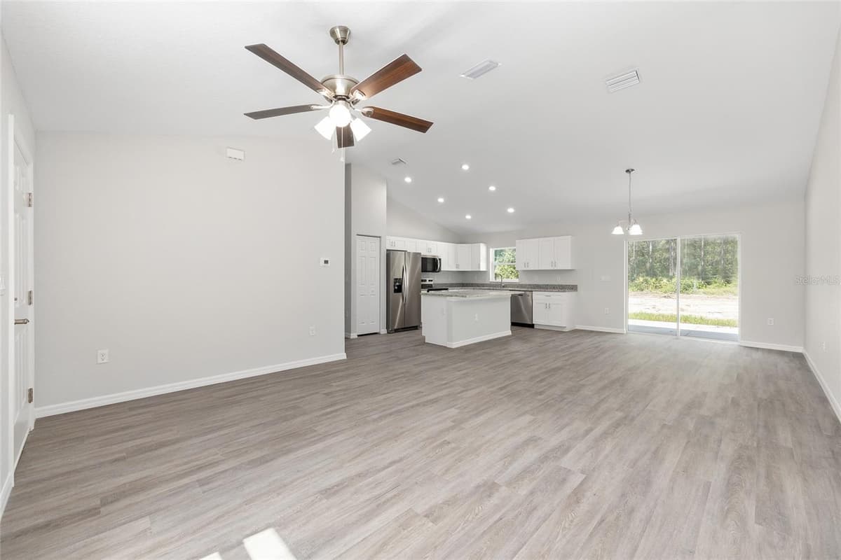 202 FISHER LOOP — photo 7 of 30