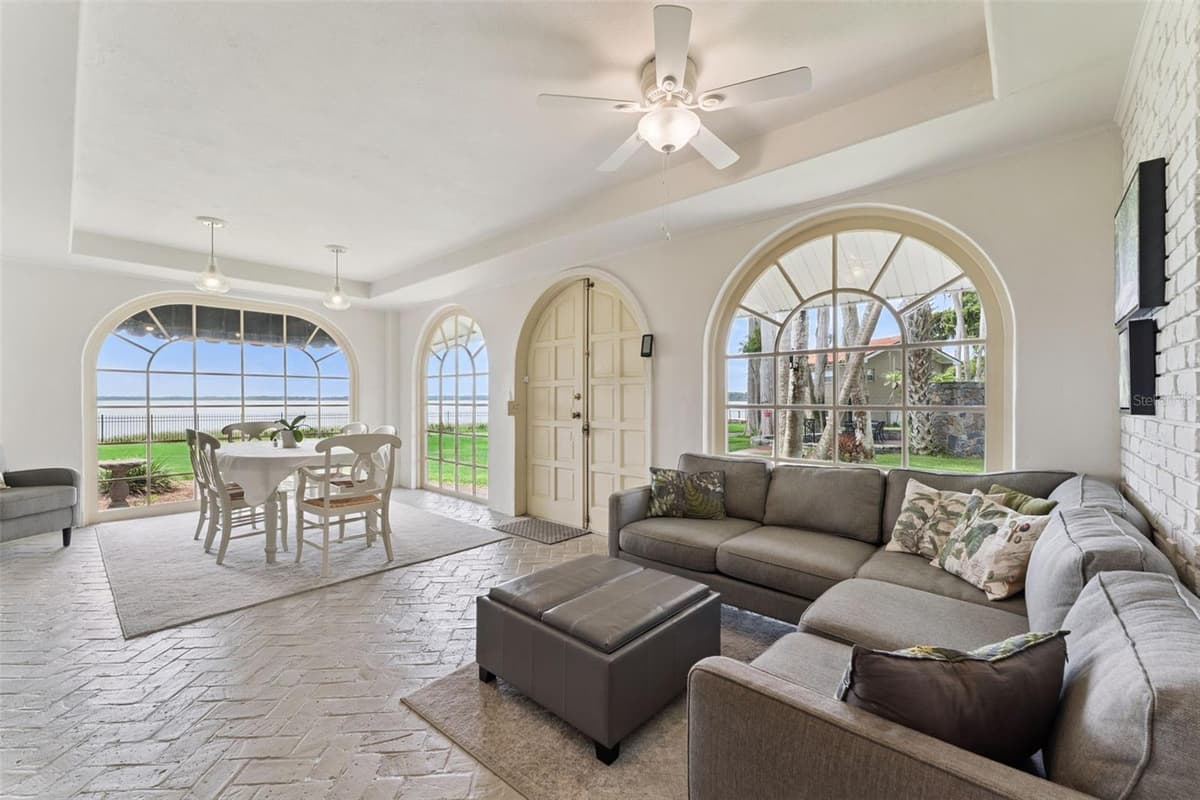 801 LAKE SHORE DRIVE — photo 11 of 64