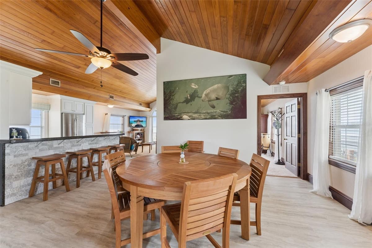801 LAKE SHORE DRIVE — photo 18 of 64