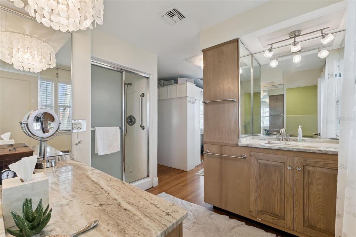 801 LAKE SHORE DRIVE — photo 28 of 64