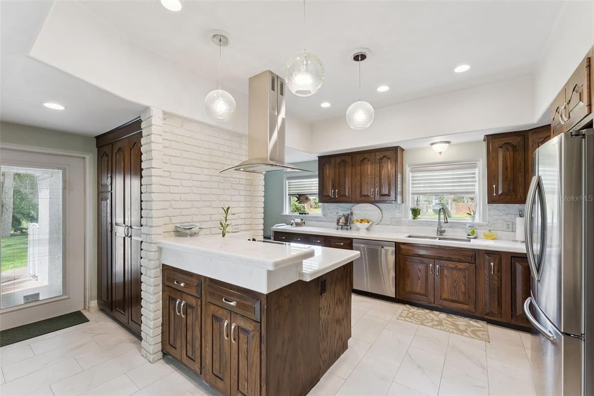 801 LAKE SHORE DRIVE — photo 12 of 64
