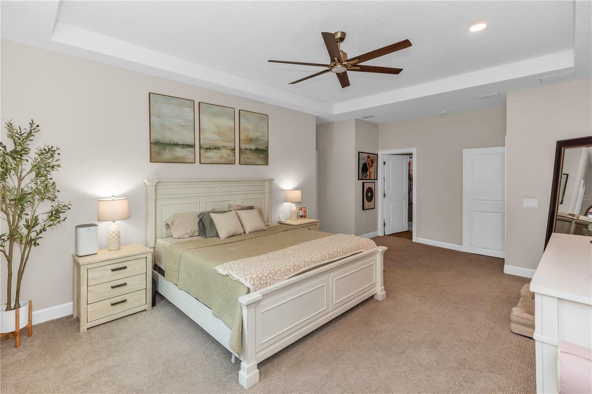 1530 PERIWINKLE AVENUE — photo 11 of 26