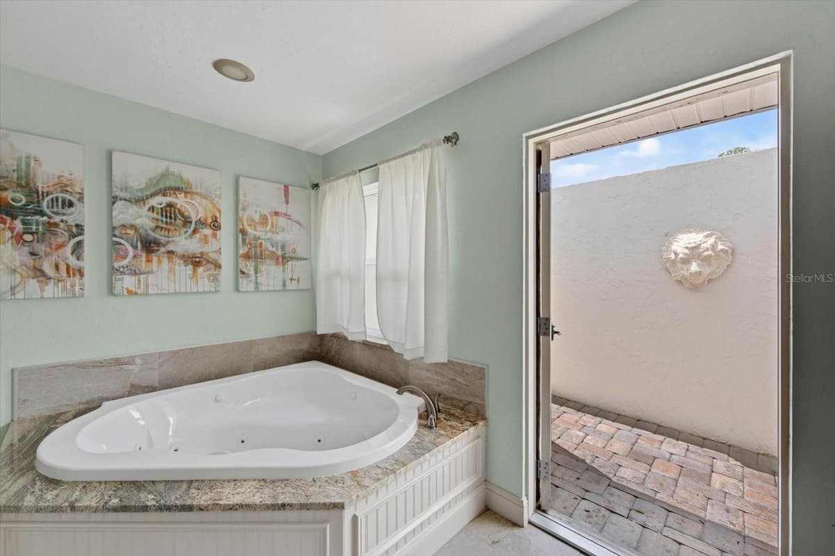 4872 HAWKSHEAD PARK — photo 30 of 100