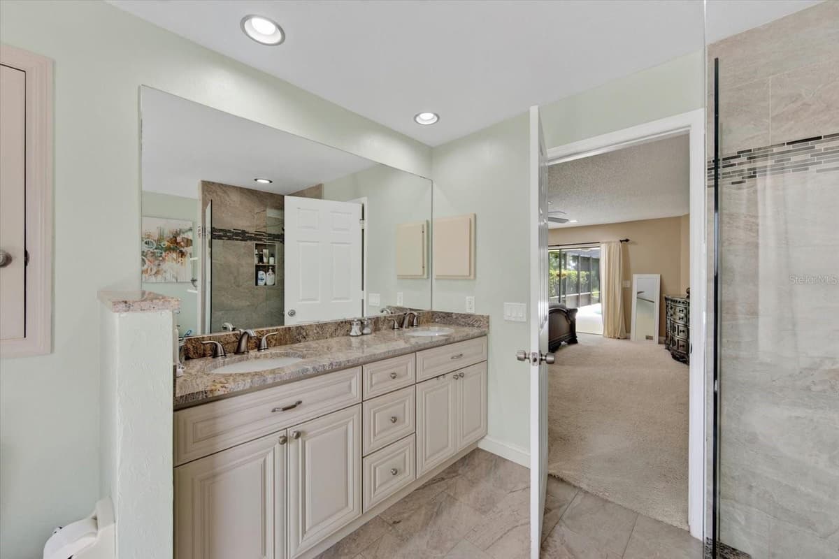 4872 HAWKSHEAD PARK — photo 35 of 100