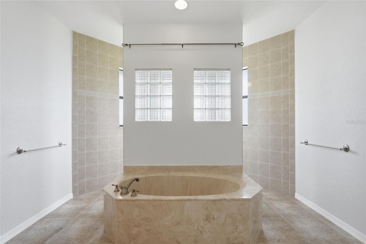 470 SPRING LAKE BOULEVARD — photo 24 of 49