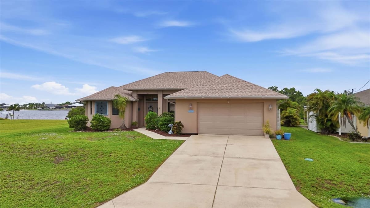 470 SPRING LAKE BOULEVARD — photo 1 of 49