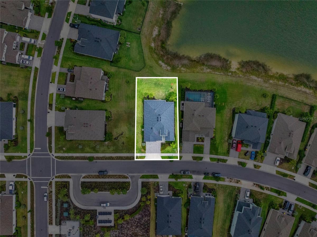17661 FALLEN BRANCH WAY — photo 41 of 50